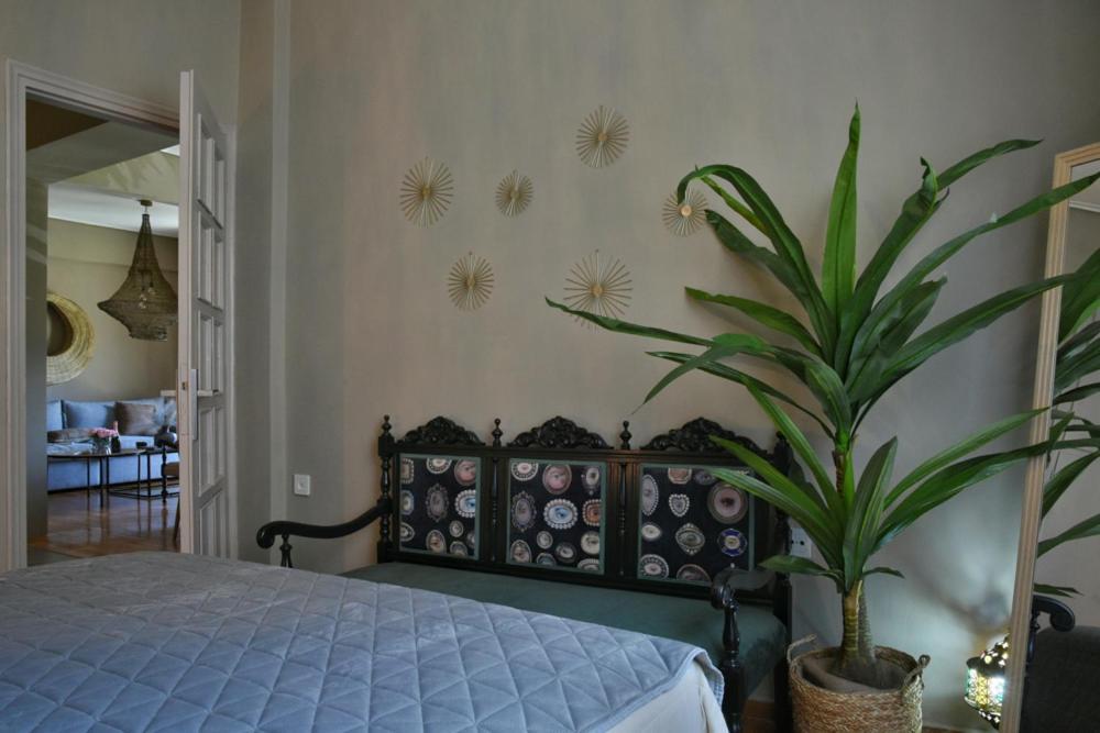 Pepromeno Luxury Apartment In The City Center Kalamata Exterior photo